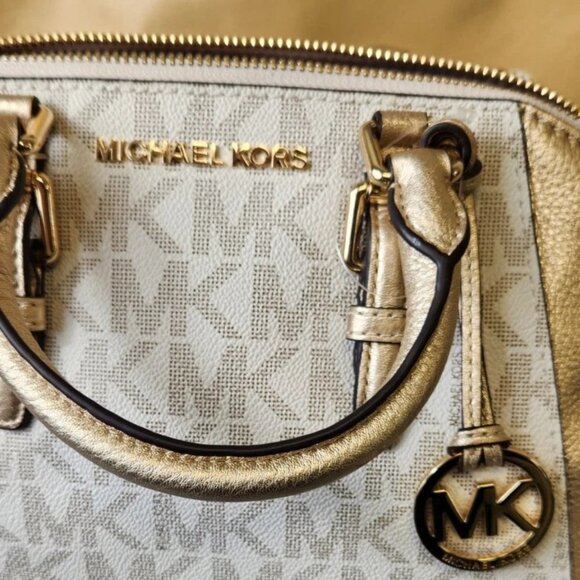 New Michael Kors Gold Ciara Eva Nylon Medium Cross Body Messenger Tall Zip Tote - Picture 9 of 15